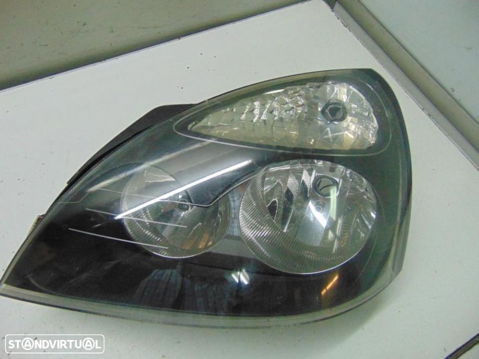 VW Polo 2002 a 2005 faróis