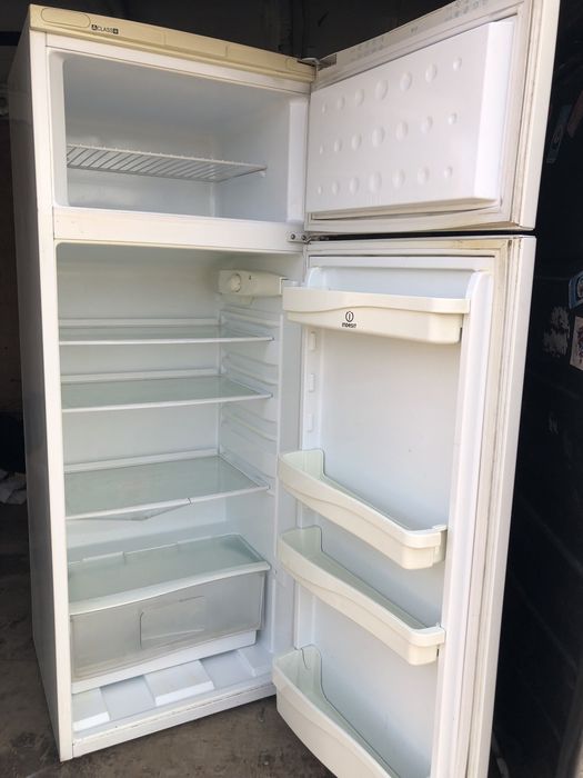 Lodówko-zamrażarka   Indesit.Możliwy dowóz.