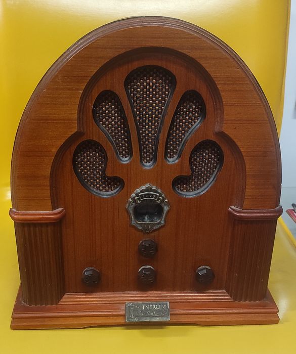 Rádio antigo como novo