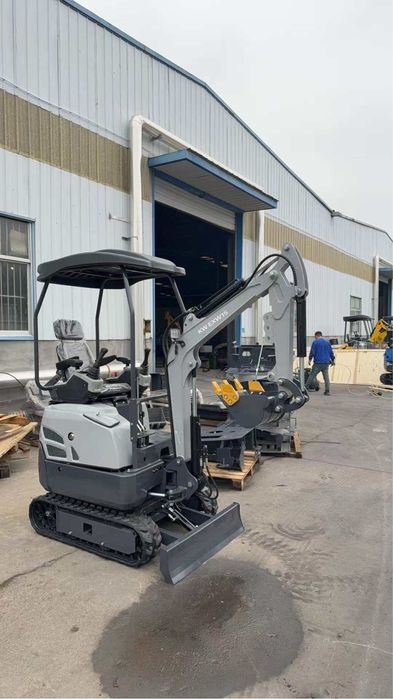 Minikoparka 1.5T Silna hydraulika