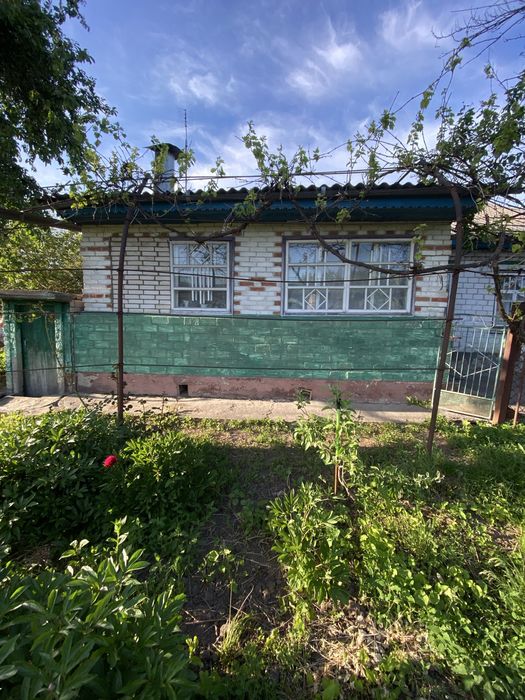 Продається будинок .