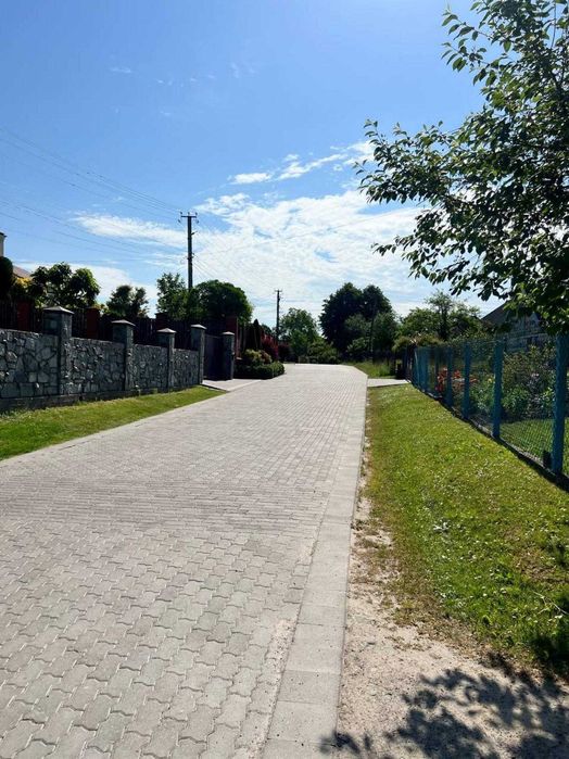 Продаж будинку біля Львова, Малечковичі