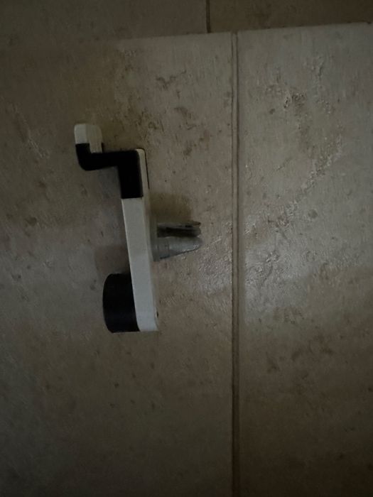 Car Mobile Phone Mounts – Three Different Types64741176114561123