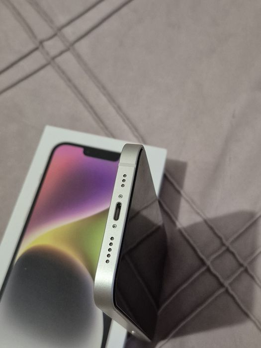iPhone 14 на 128гб