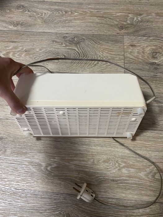 Стабілізатор напруги Таврія-3  СН -200 стабилизатор напряжение Таврия