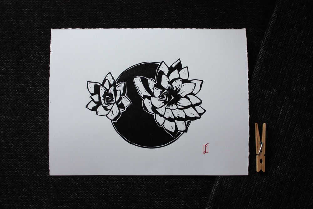 Linoryt, grafika artystyczna – Lotos