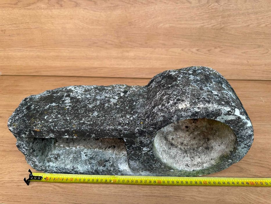 Pia de pedra maciça comedouro mais bebedouro