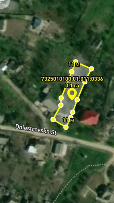Будинок, земельна  ділянка,м.Хотин