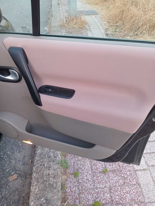 Carro megane Renault  2005
