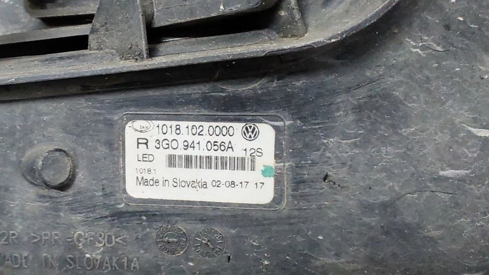 Pára-choques frente VOLKSWAGEN Passat Variant (3G5, CB5)