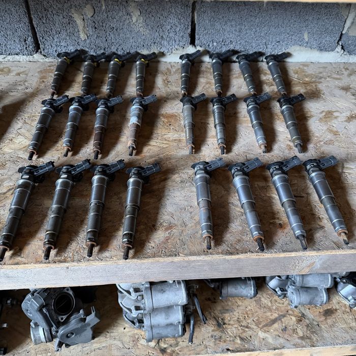 Пʼєзо форсунка 2.0 дизель M9R Renault Trafic Vivaro Laguna 3 Qashqai