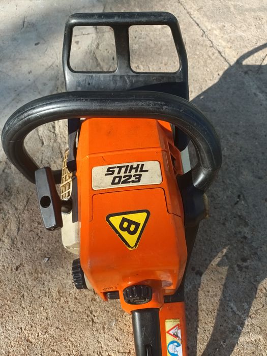 Pila spalinowych Sthil 023