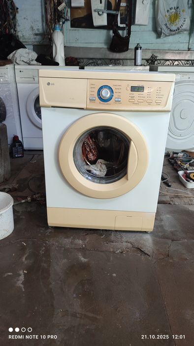 Продам стиральную машину LG