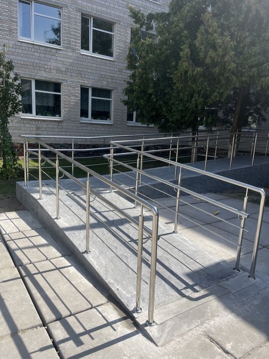 Перила з нержавійки , огородження , поручні,  перила зі склом !