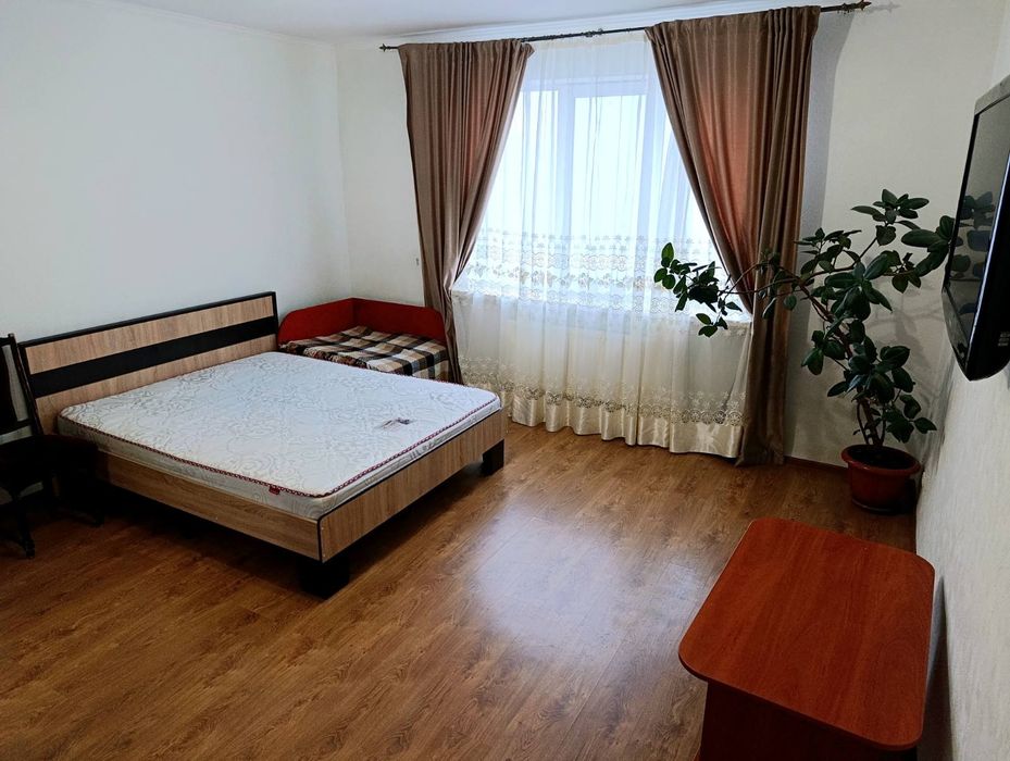 Оренда 1кімнатної Озерна Лісогринівецька