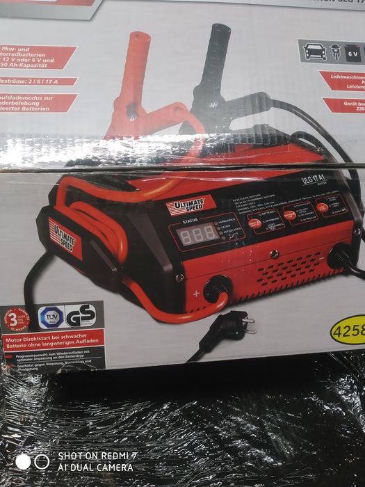 Пуско зарядное устройство ULTIMATE SPEED ULG17A1