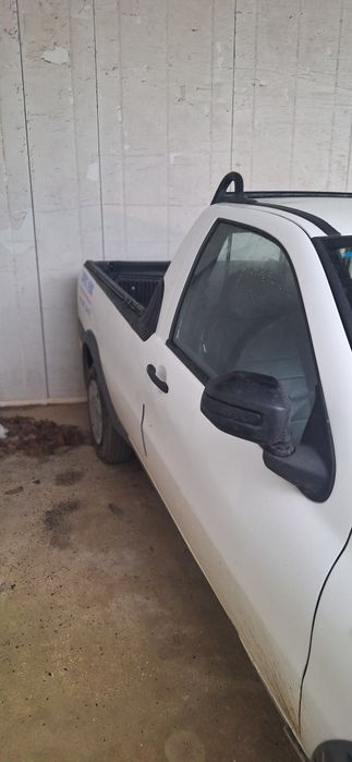 Fiat Estrada ano 2011 bom aspecto