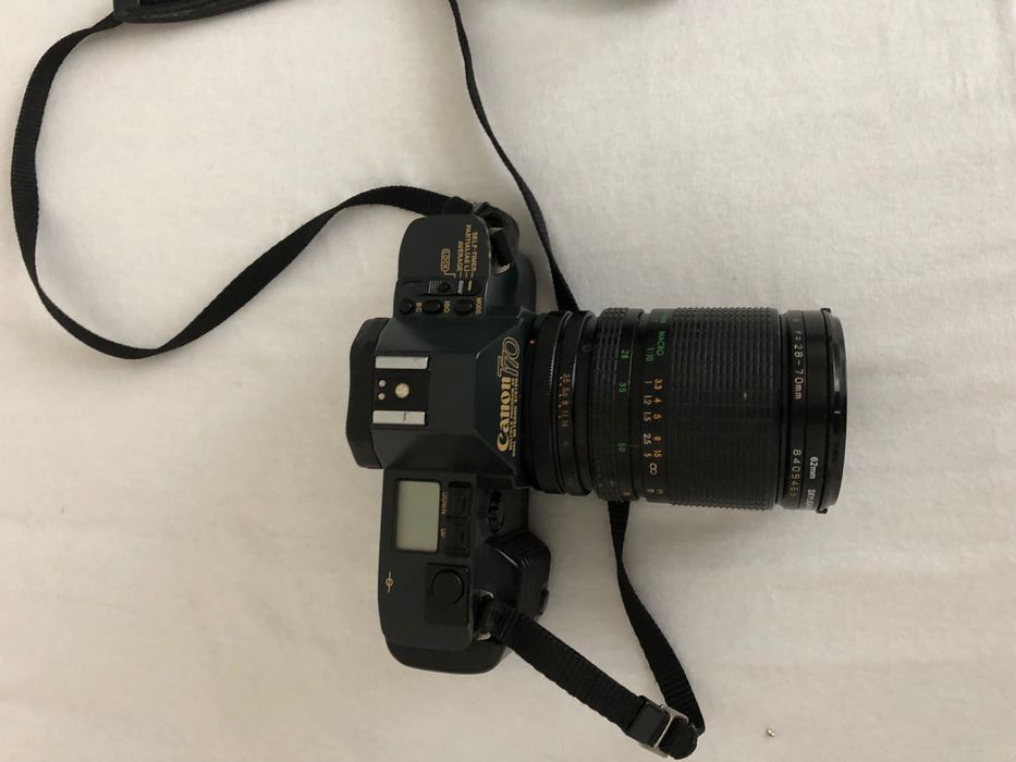 Фото камера Canon T70