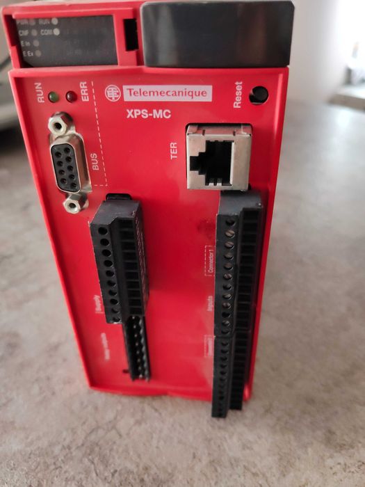 Sterownik bezpieczeństwa XPSMC16ZP Schneider Electric