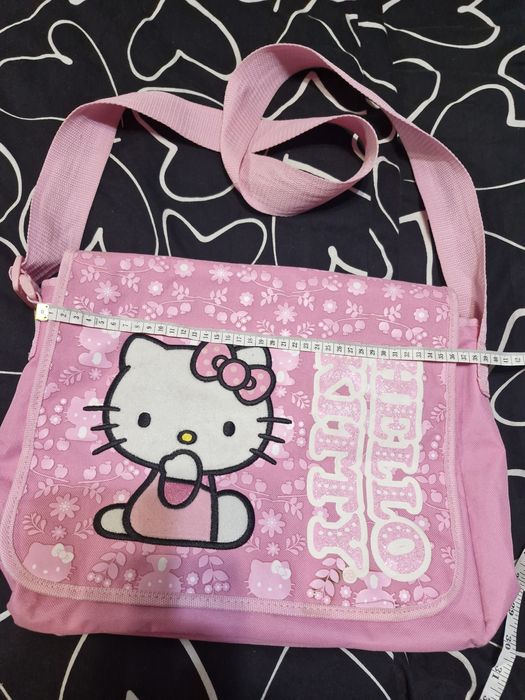 Sprzedam torbę Hello Kitty.