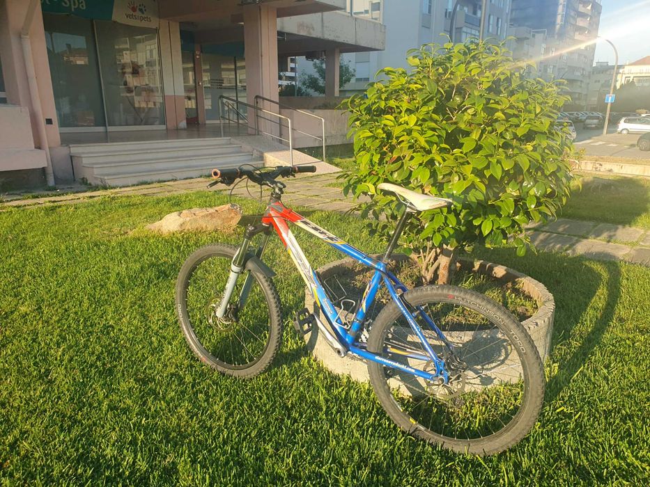 Bicicleta BH sierra nevada