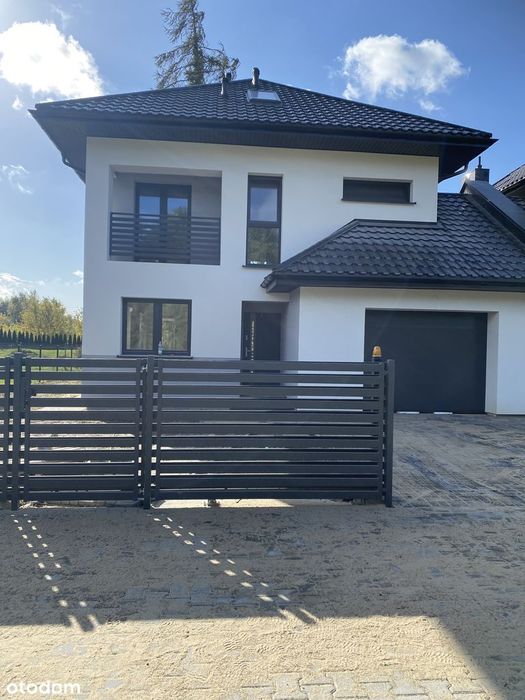 Ostatni duży dom na kameralnym osiedlu (Janki - Falenty/Sękocin)