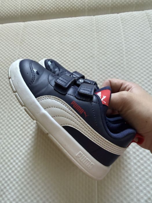 Дитячі кросівки Puma 27 розміру в класному стані