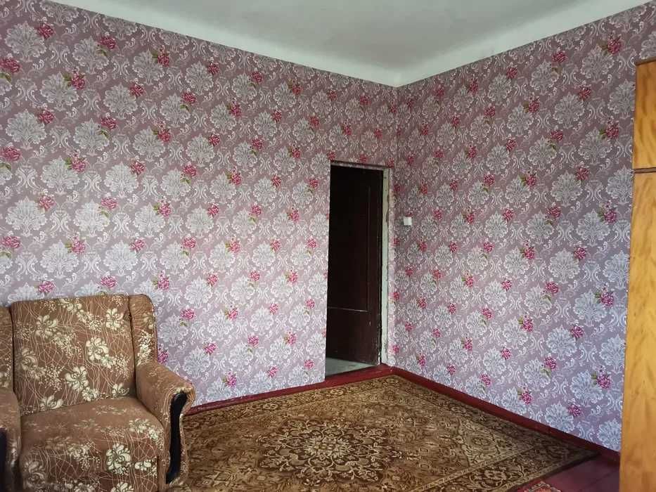 Продам будинок на березі озера в с.Калинівка. Газ,бойлер,сад