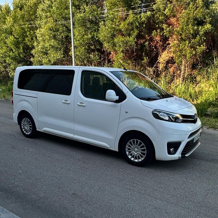 Toyota proace versus 9 lug