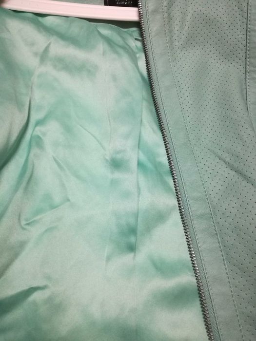 Blusão cabedal Guess novo