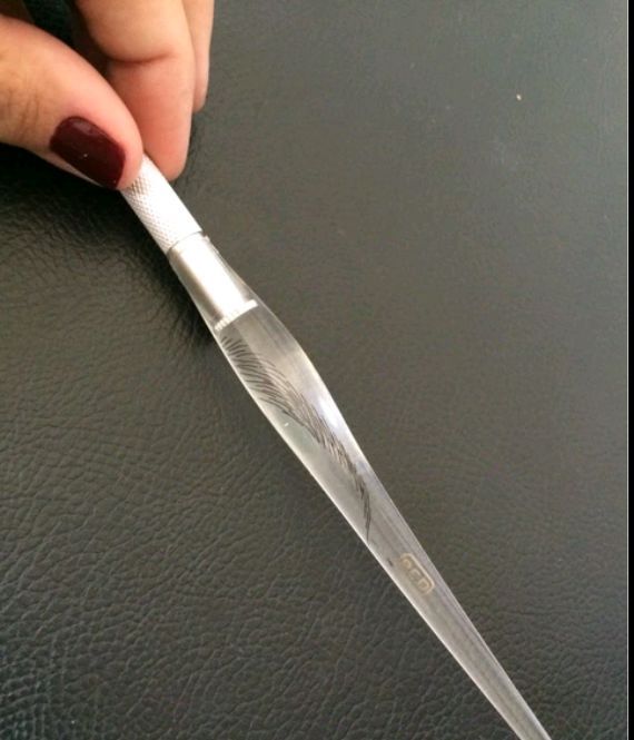 Caneta de Microblanding