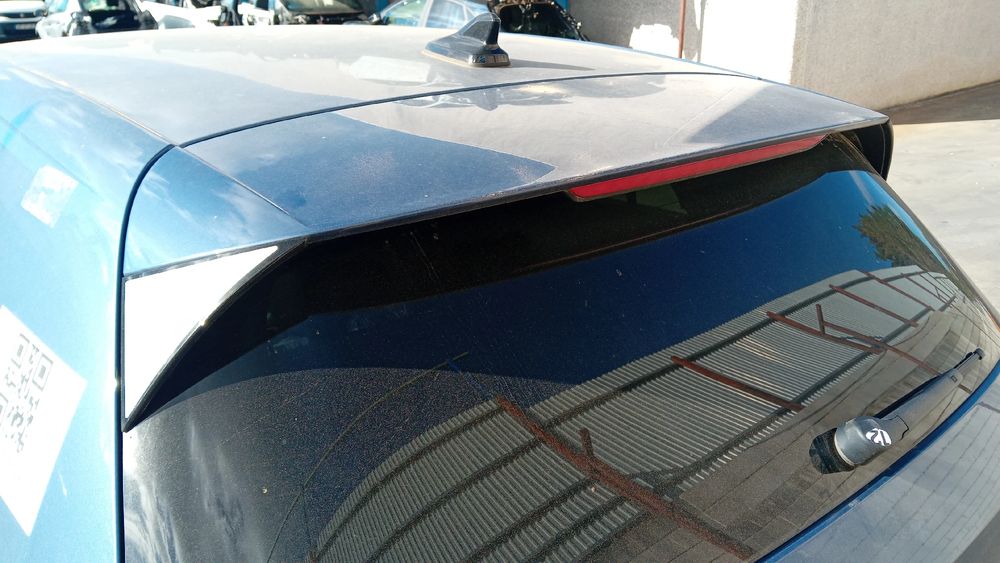 Spoiler / aileron da tampa da mala VOLKSWAGEN Golf VIII (CD1)