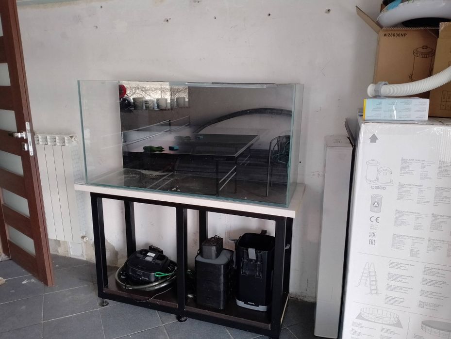 Sprzedam Akwarium 270l