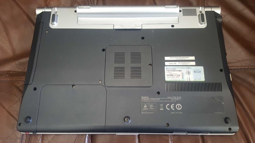 Pc portátil Sony Vaio VGN-FW21E - com avaria - para peças