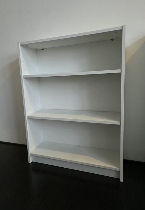 Estante IKEA Billy Branco