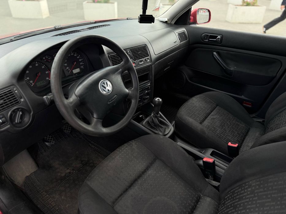 Volkswagen golf 4 1.4 бензин, механіка.2003рік
