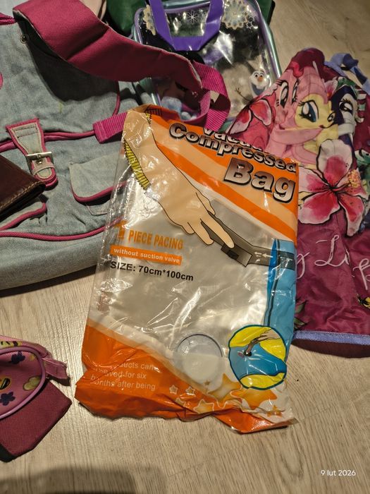 Torby plecaki piórniki i inne