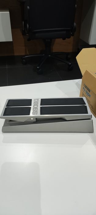 Pedal de Volume  Boss FV-500H