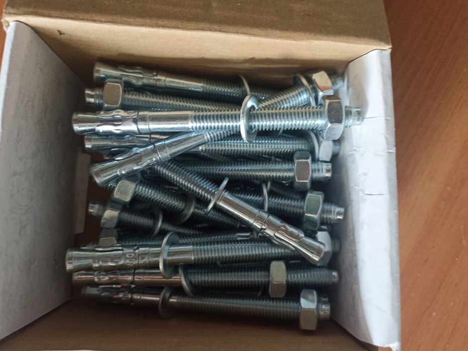 Kotwy mechaniczne do betonu 10x120