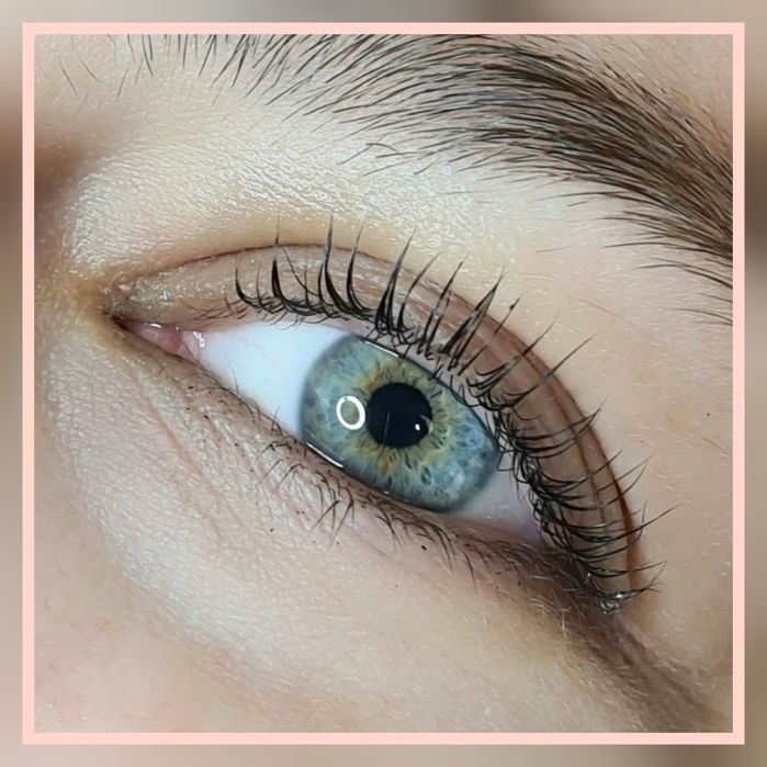 Przedłużanie rzęs, Lifting rzęs