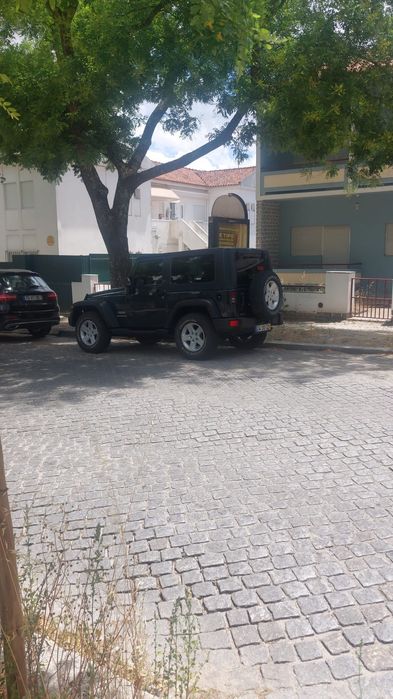 Jeep Wrangler 2.8 CRD com Pack Off-Road