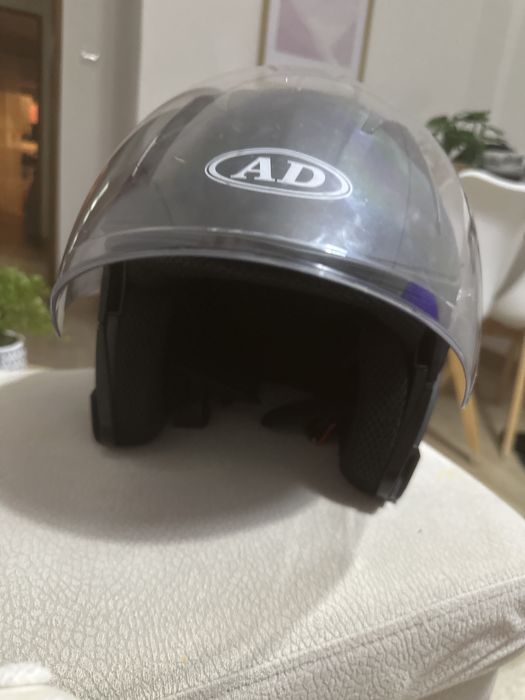 Capacete aberto preto