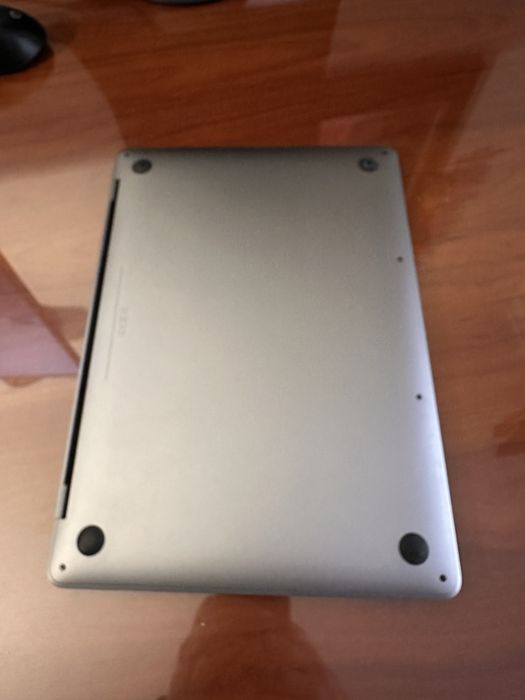 Macbook 13 A2159 - para peças