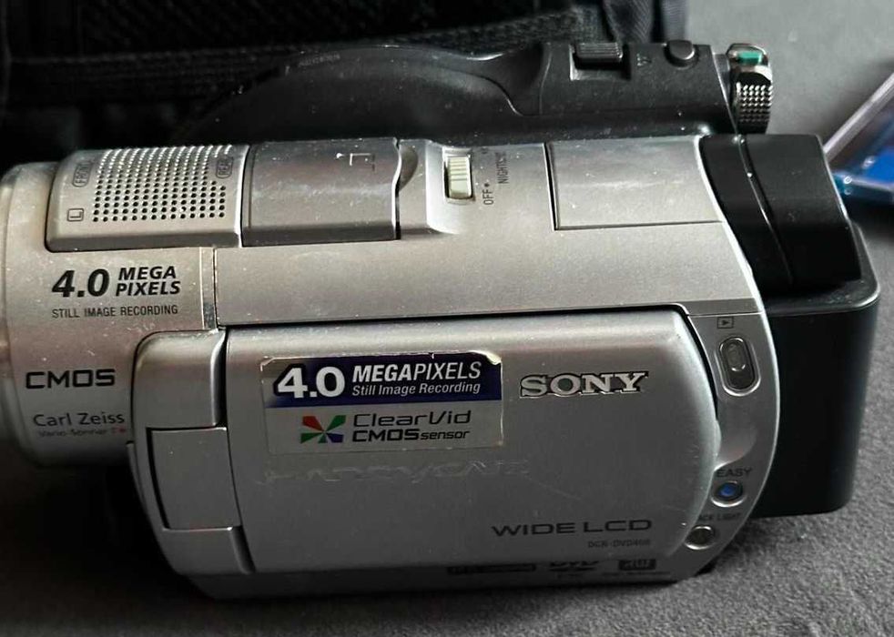 Відеокамера Sony DCR-DVD408E