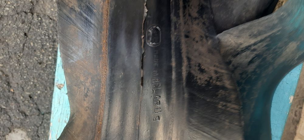 Камери для вантажівок