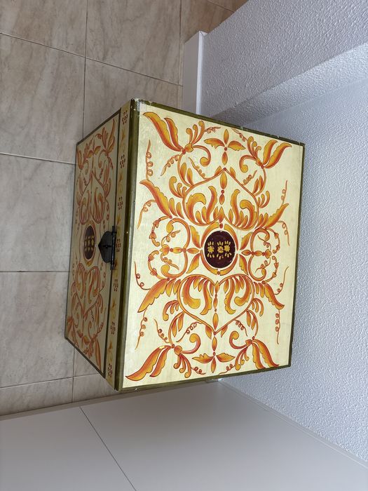 Mala decorativa e de arrumação