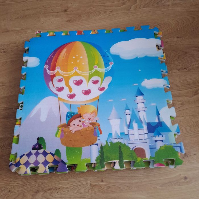 Mata piankowa duża / puzzle dla dzieci 12 szt. / 60 x 60 cm