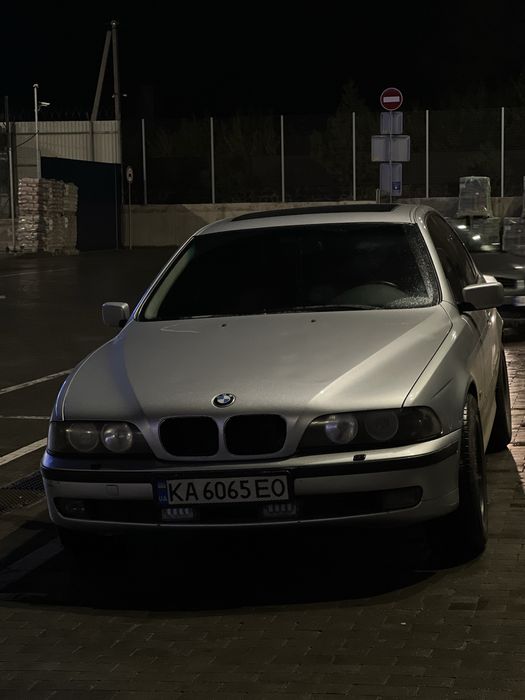 Продам BMW E39 2.0
