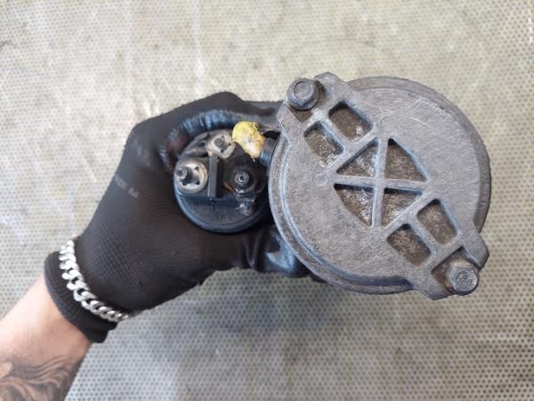 Motor de arranque OPEL Astra J