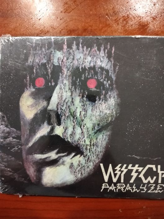 CD Witch - Paralyzed'
